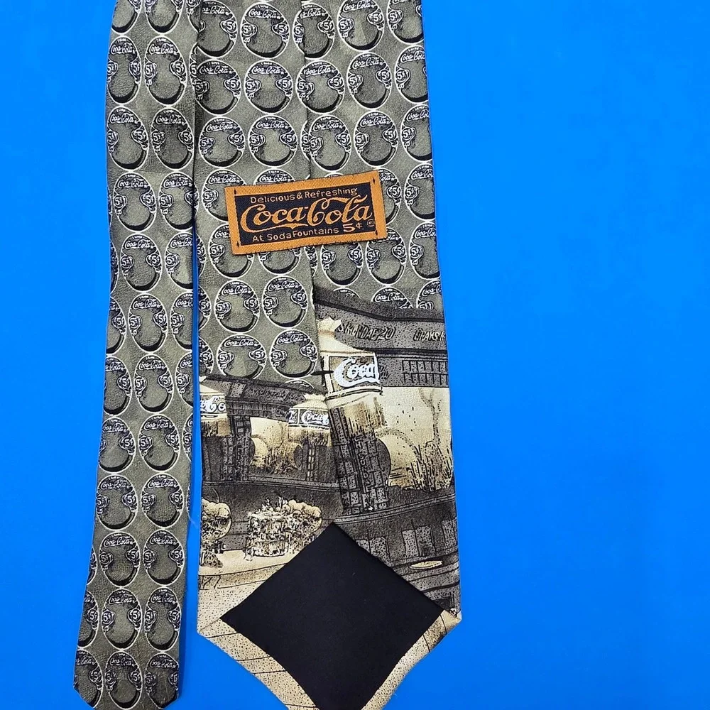 Vintage Coca-Cola Silk Tie Olive Green‎ Soda Fountain Advertising Americana 5¢